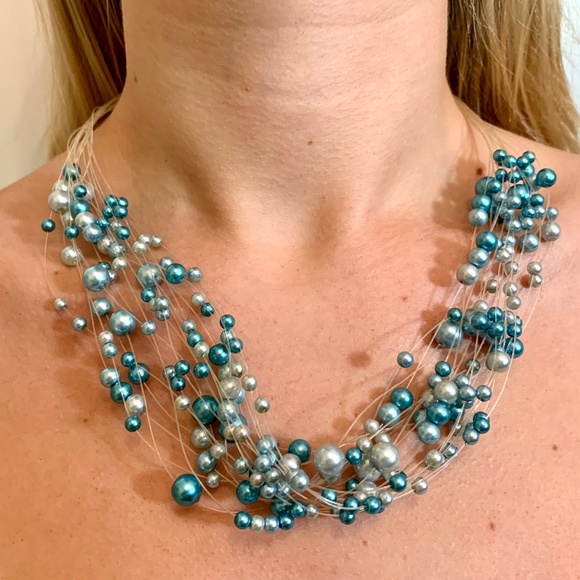 Vintage Unique Floating Pearl Necklace - Picture 2 of 6